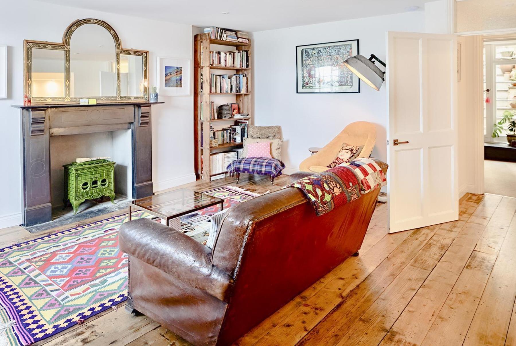Paramount Apartments Ilfracombe, Arty Seaside Holiday Apartments ภายนอก รูปภาพ