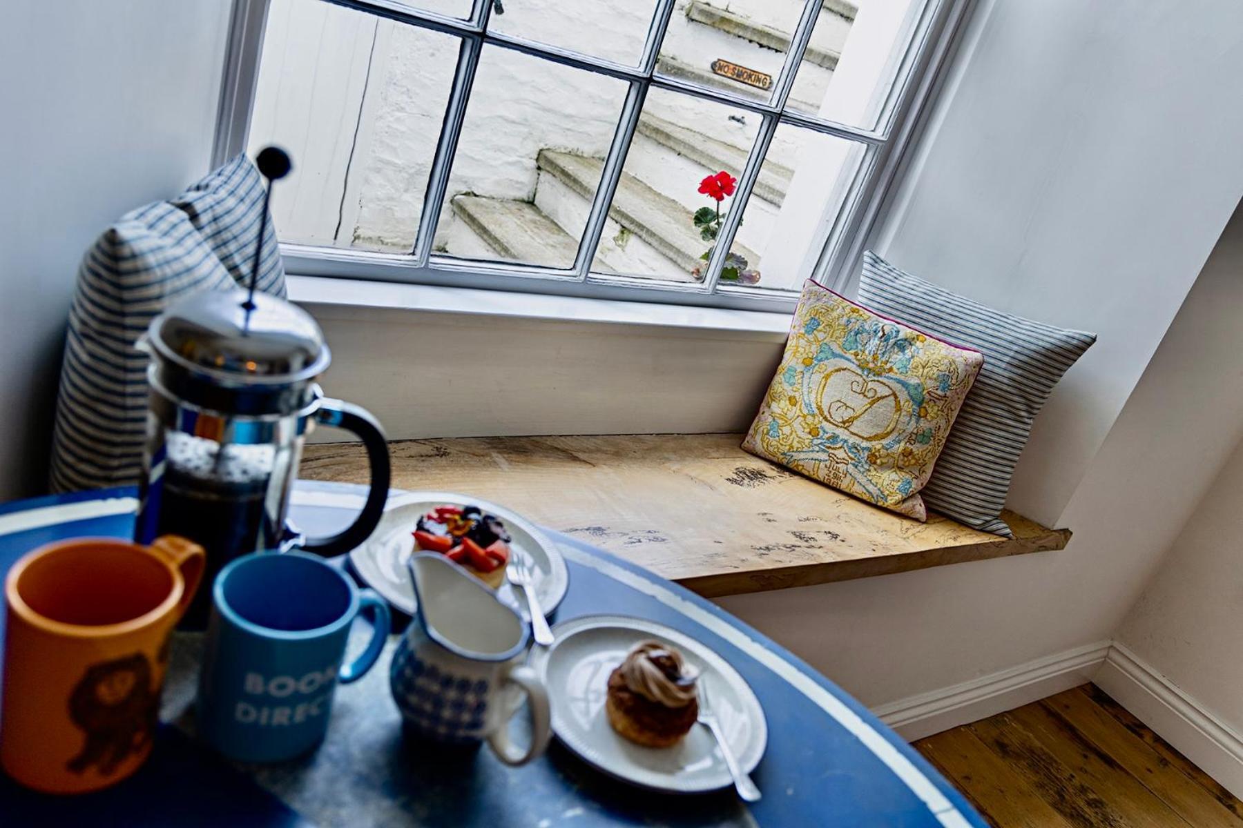 Paramount Apartments Ilfracombe, Arty Seaside Holiday Apartments ห้อง รูปภาพ